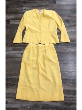 Vintage Pendleton Country Sophisticates Size 10 Yellow 2 Piece Blazer & Skirt